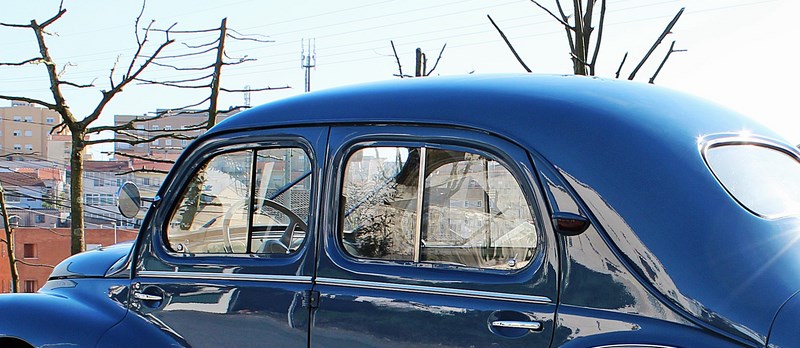 Renault 4CV